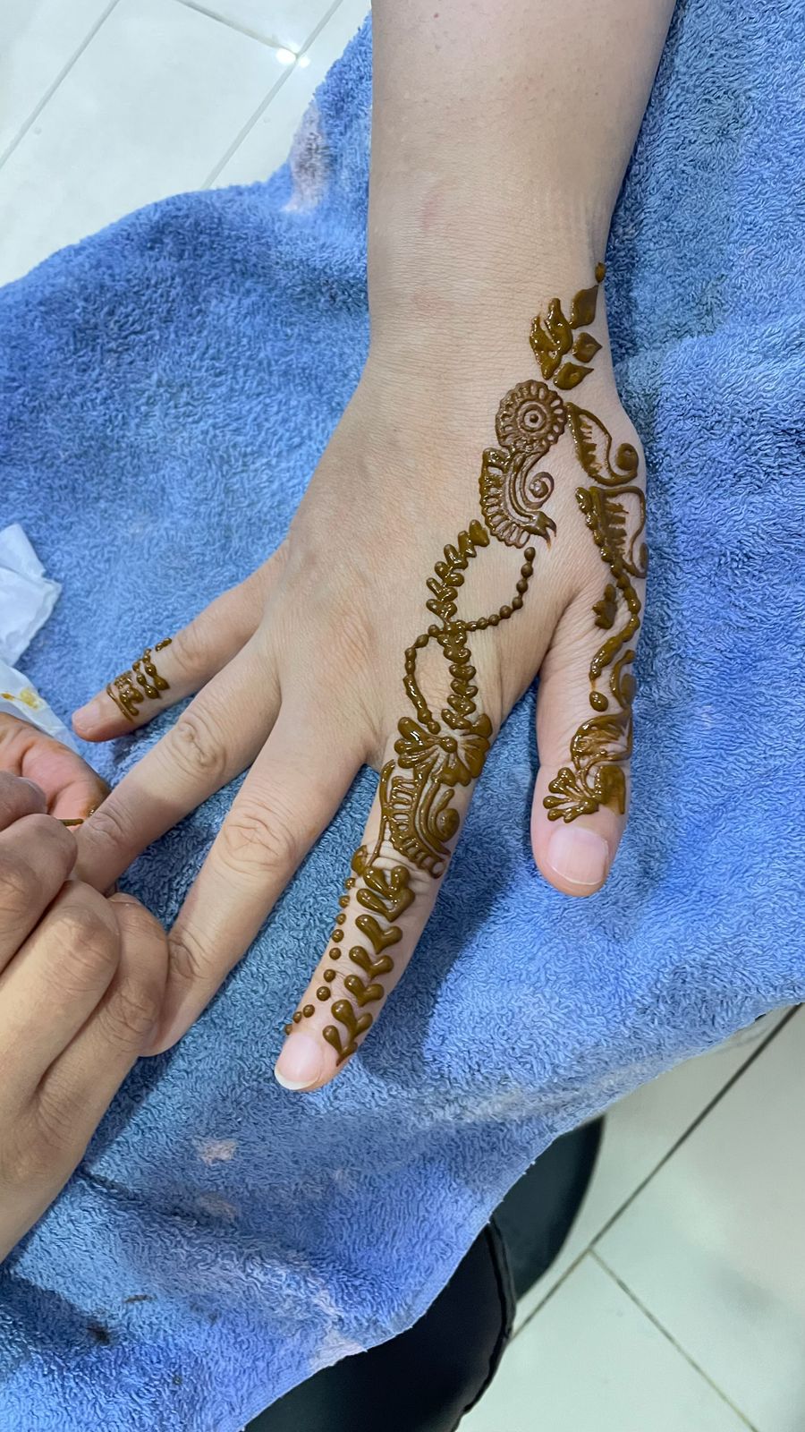 Modern geometric henna